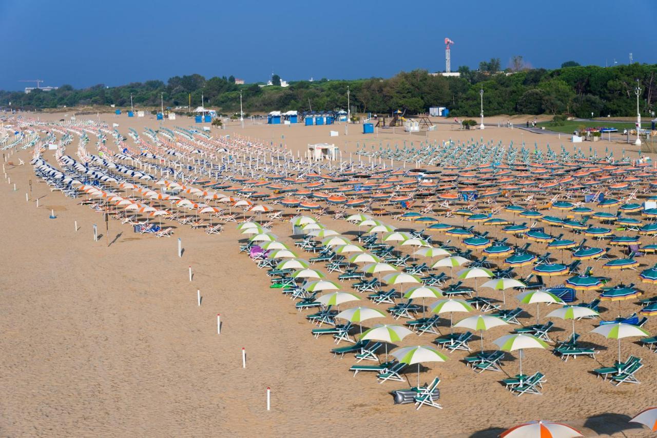 Girasoli Bibione Exterior foto